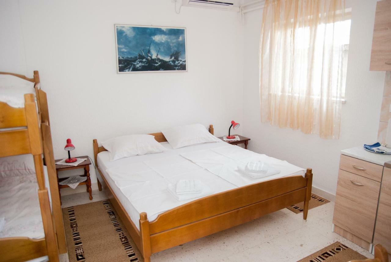 Apartment Slobo Требине Екстериор снимка